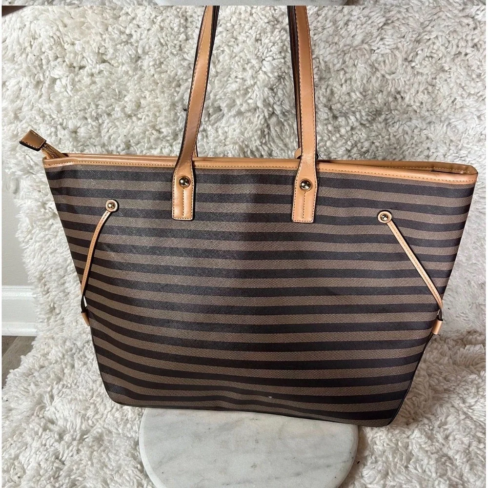 Adrienne Vittadini Brown Striped Tote Bag Tan Trim Gold Tone Hardware Charm